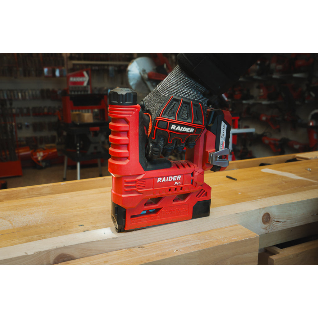 Raider R20 Capsator electric 20V 15-25/32mm LI-ION SOLO RDP-SST20 R20 - O baterie, multe posibilitati!