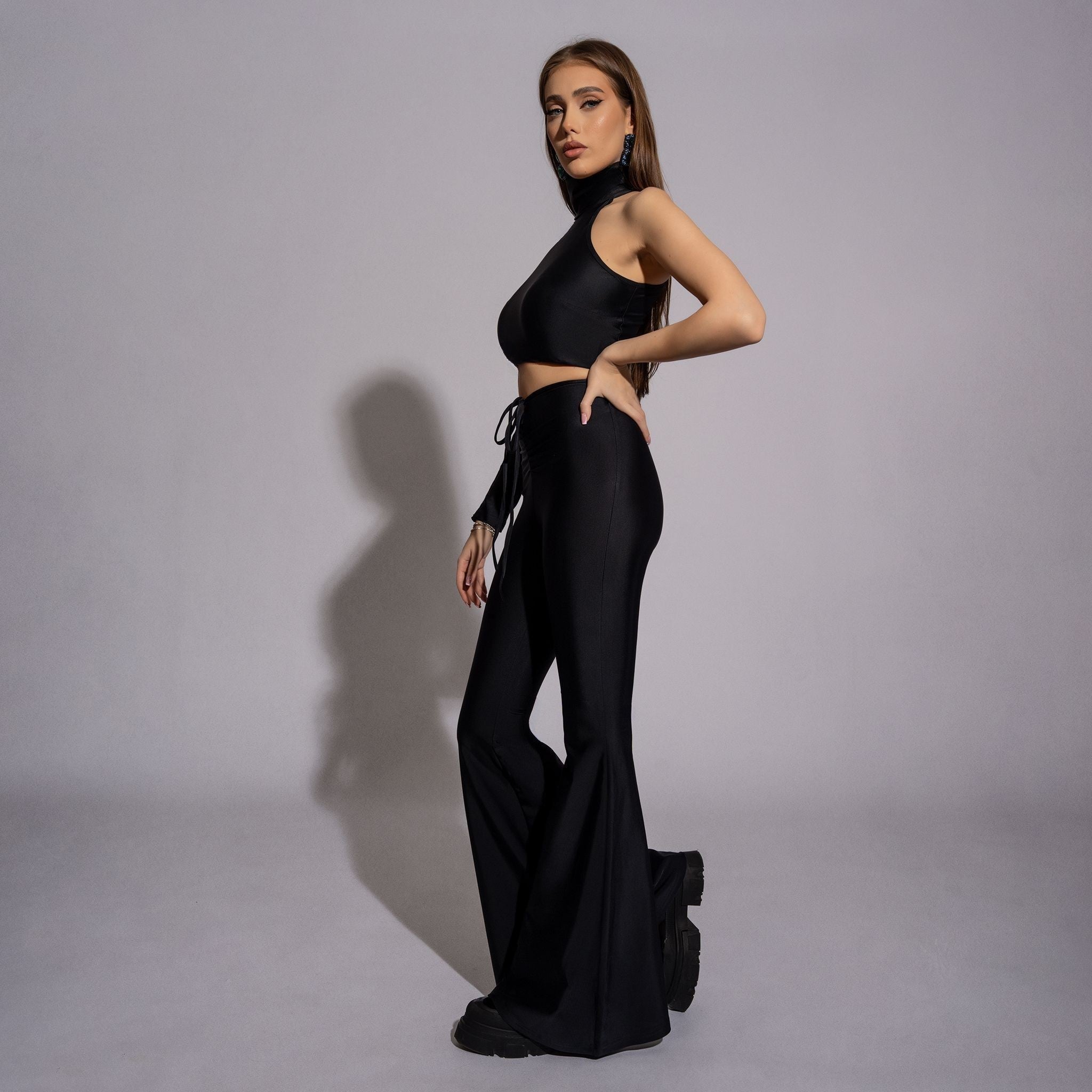 Pantaloni modelatori negri evazati Liquid Carolina D