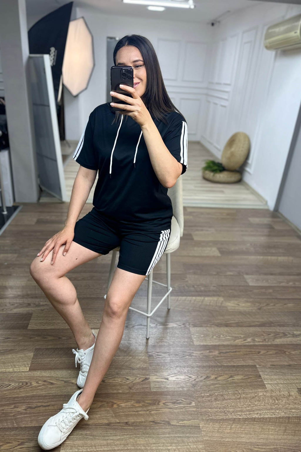Trening dama marimi mari cu dungi si pantaloni scurti 3768-23 BIGsize