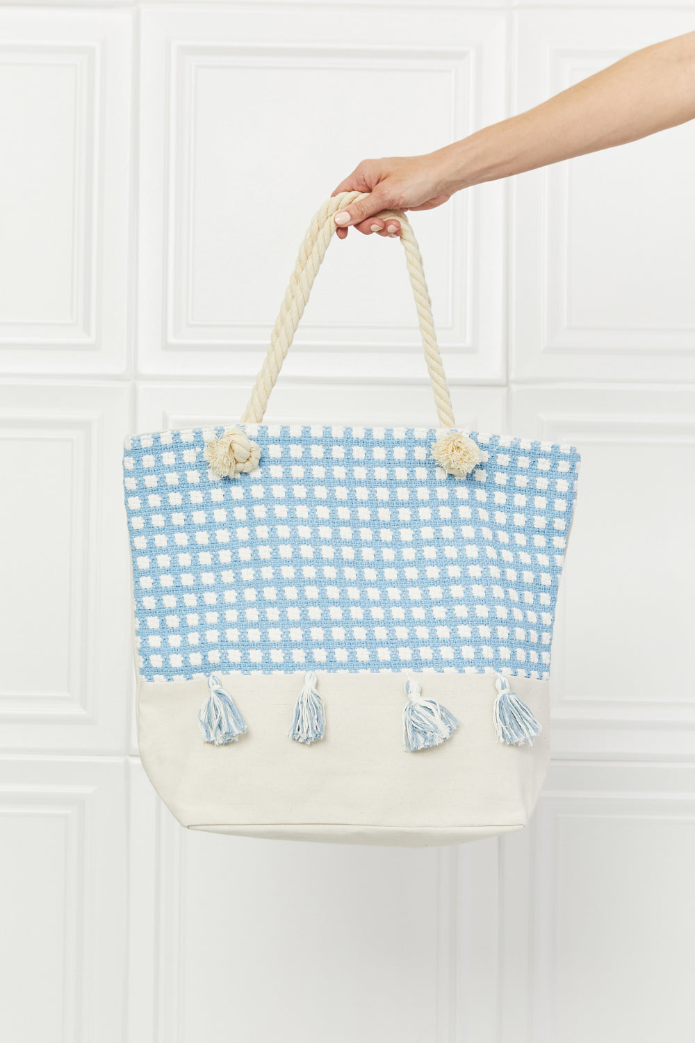 Justin Taylor Picnic Date Tassle Tote Bag - Cart2u.ro