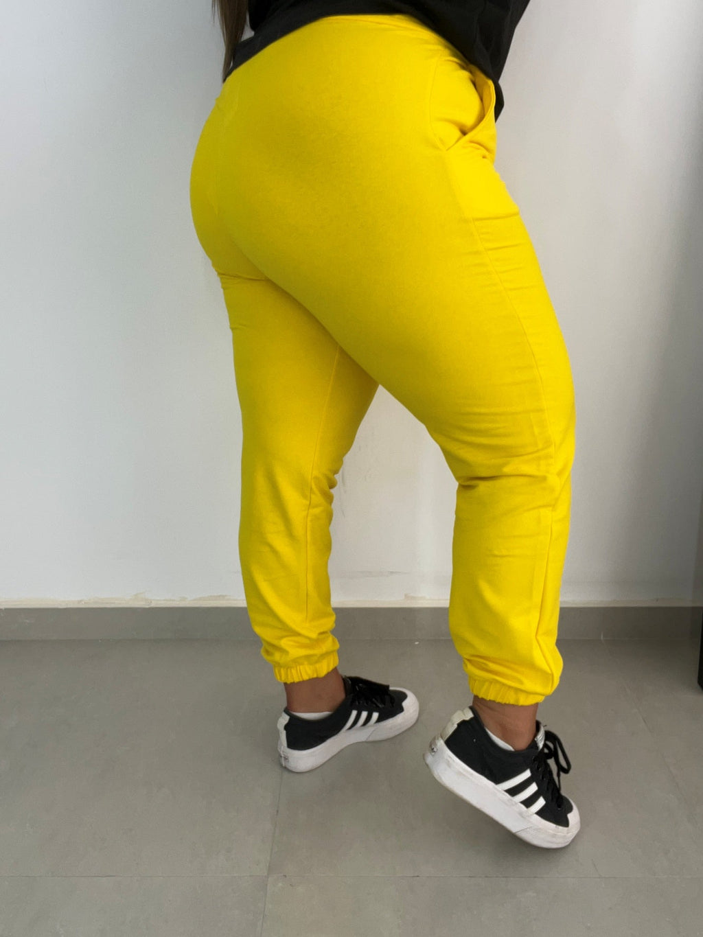 Pantalon dama marimi mari de trening 6214-23 BIGsize