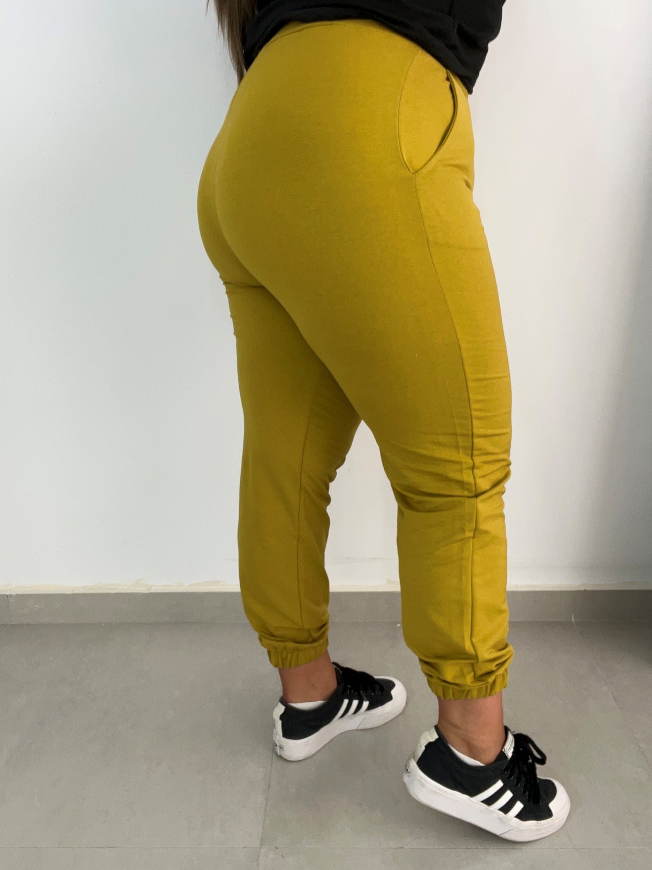 Pantalon dama marimi mari de trening 6214-23 BIGsize
