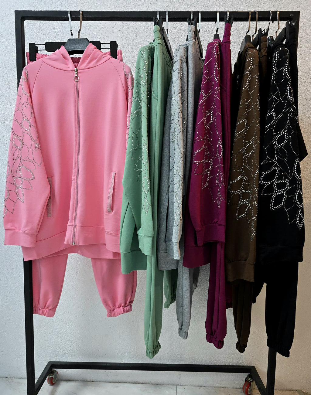 Trening dama marimi mari cu strasuri 8129 BIGsize