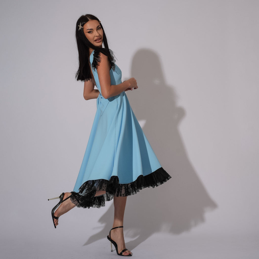 Rochie baby blue cu spate gol si volane din dantela Leda Carolina D