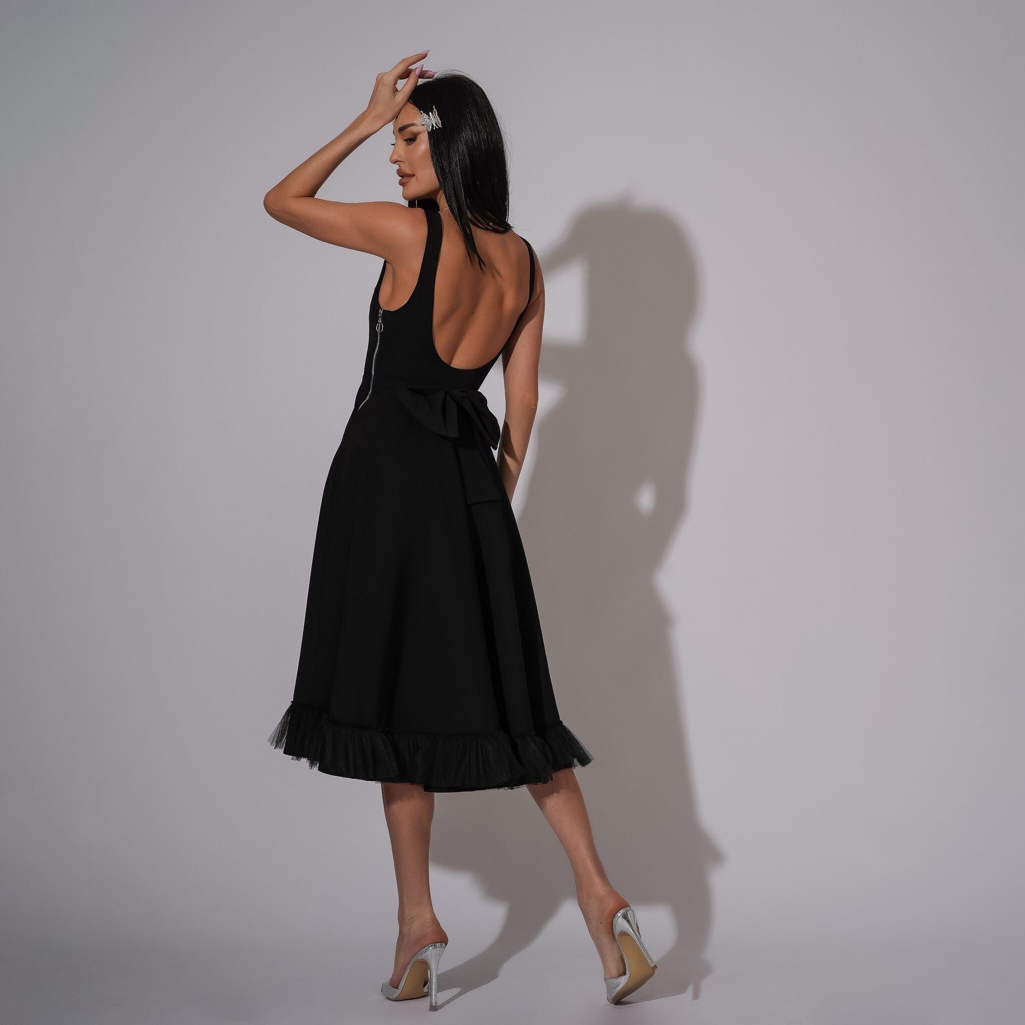 Rochie neagra cu spatele gol Estella Carolina D