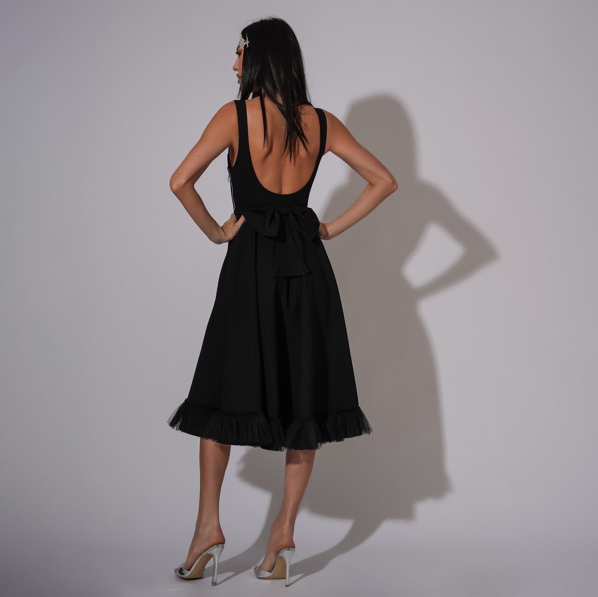 Rochie neagra cu spatele gol Estella Carolina D