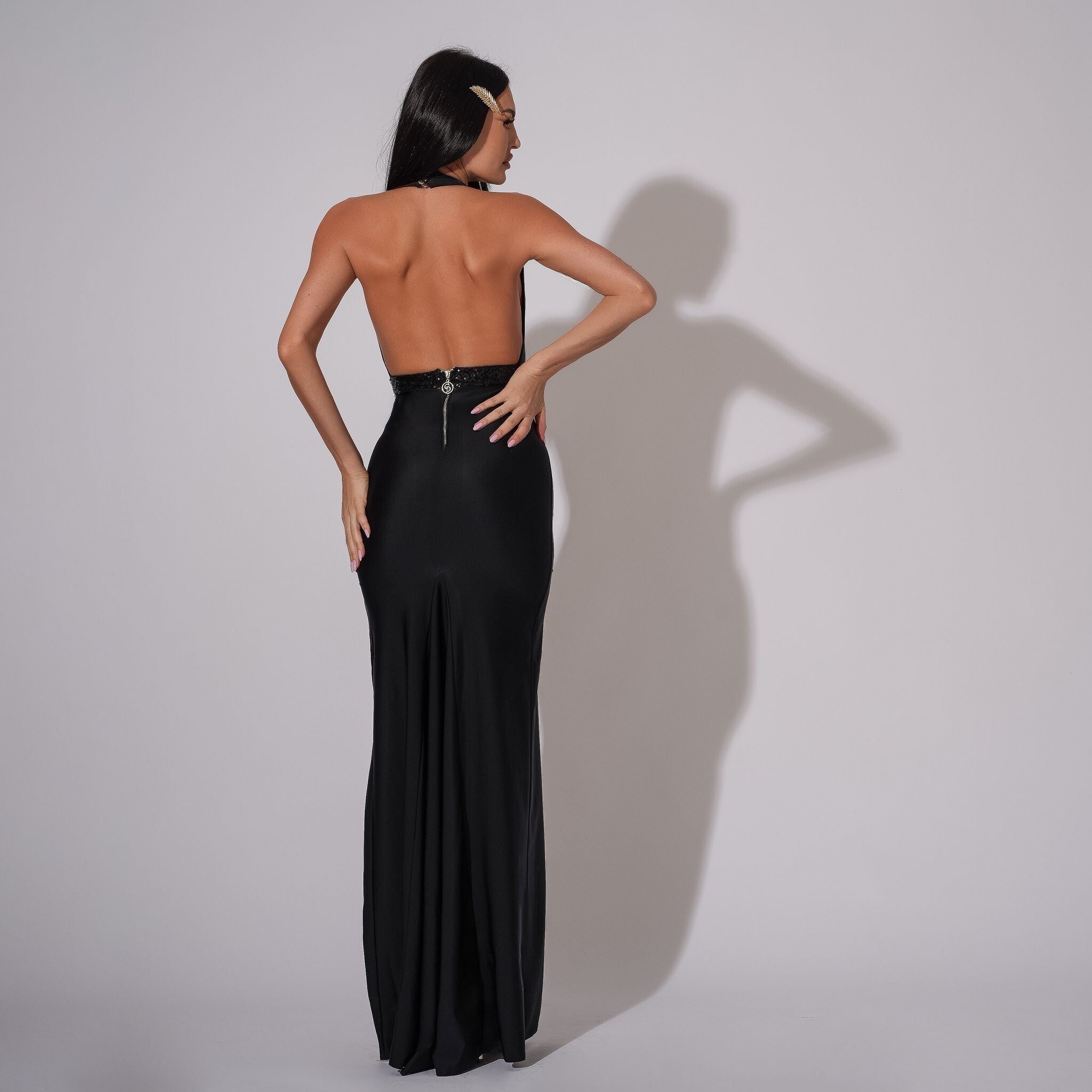 Rochie neagra lunga cu spate gol Paris Carolina D