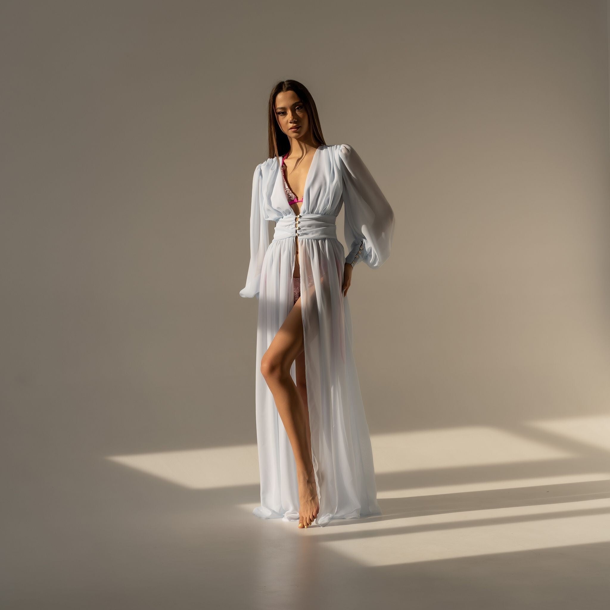 Cardigan dama plaja, cocktail din voal alb Carolina D