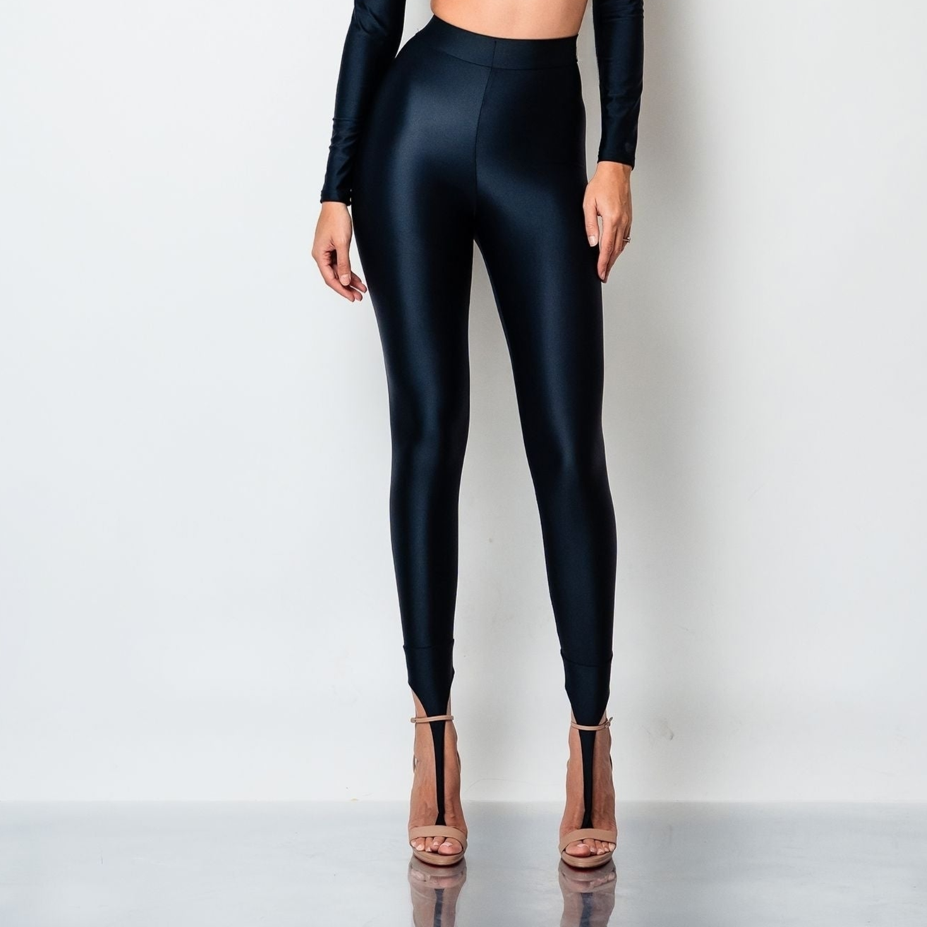 Colanti modelatori cu efect de alungire conceputi pentru incaltaminte cu toc inalt Foxy Carolina D