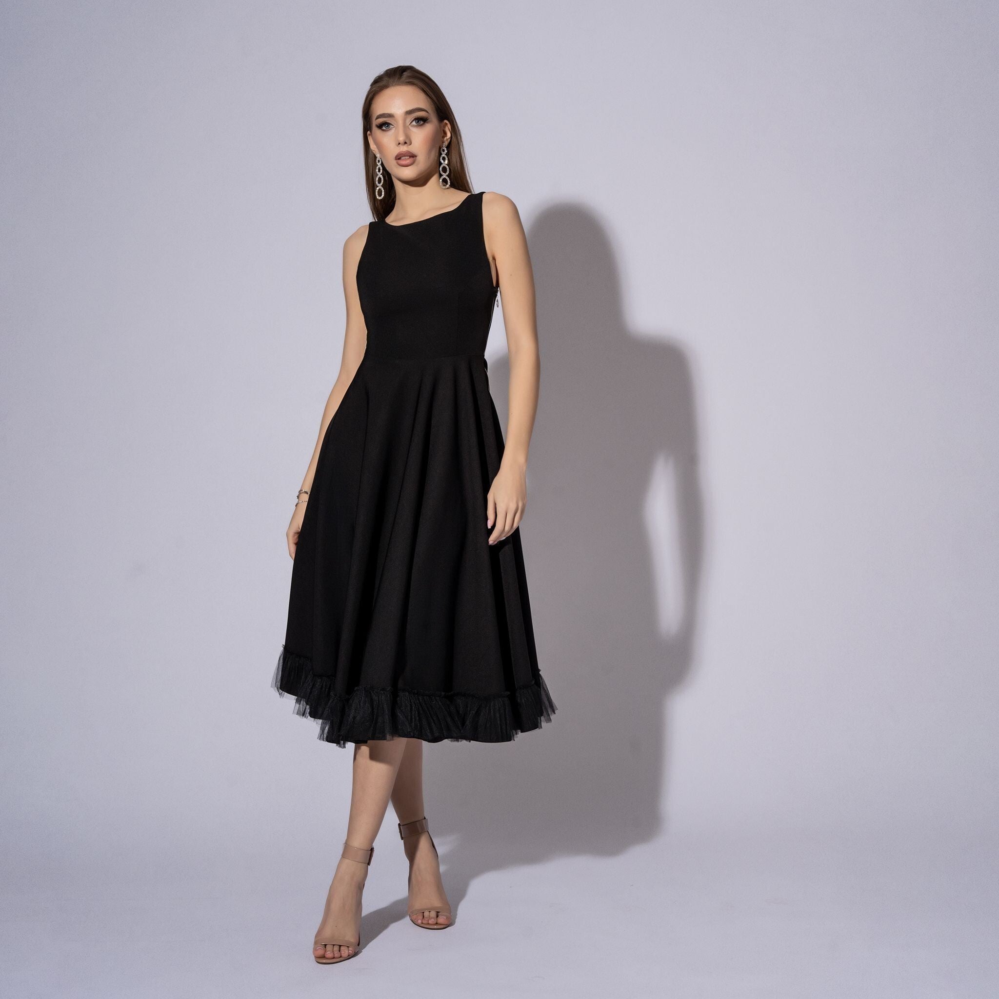 Rochie neagra cu spatele gol Estella Carolina D