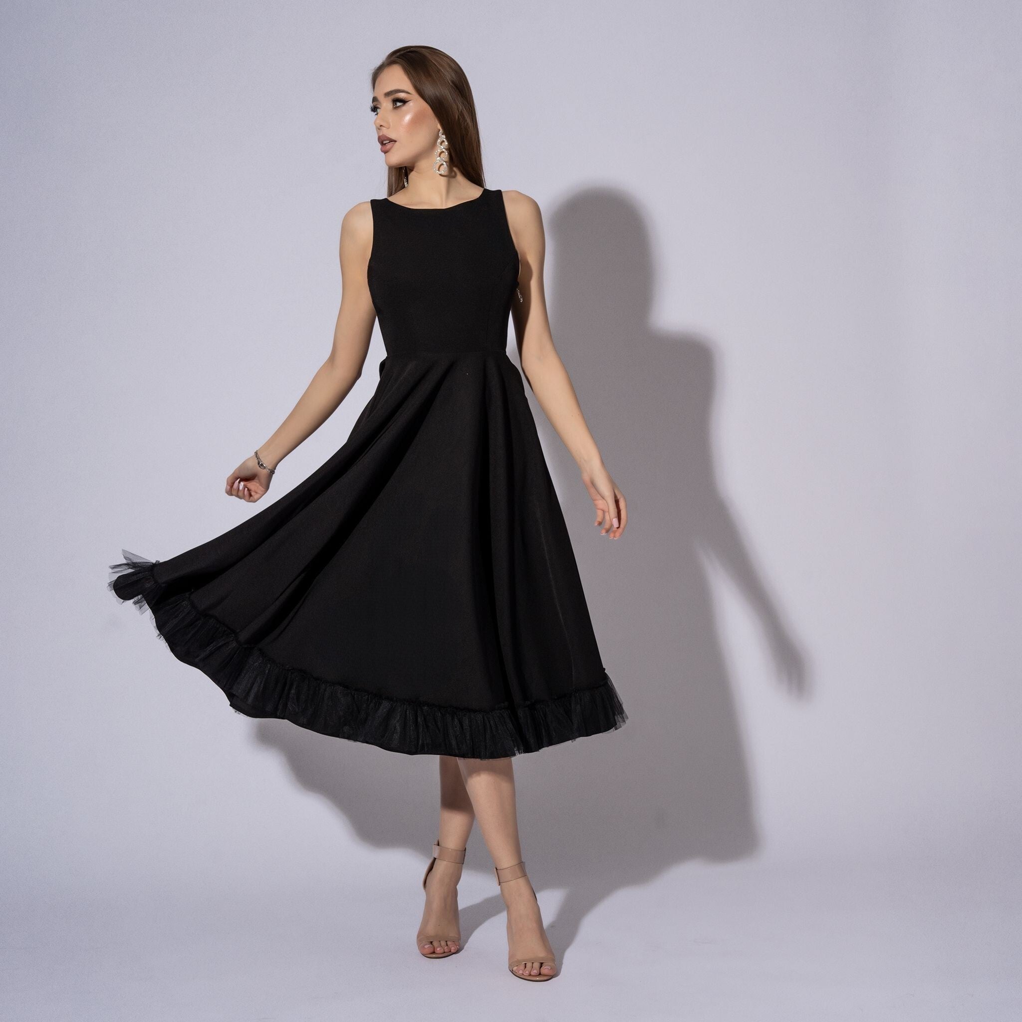 Rochie neagra cu spatele gol Estella Carolina D