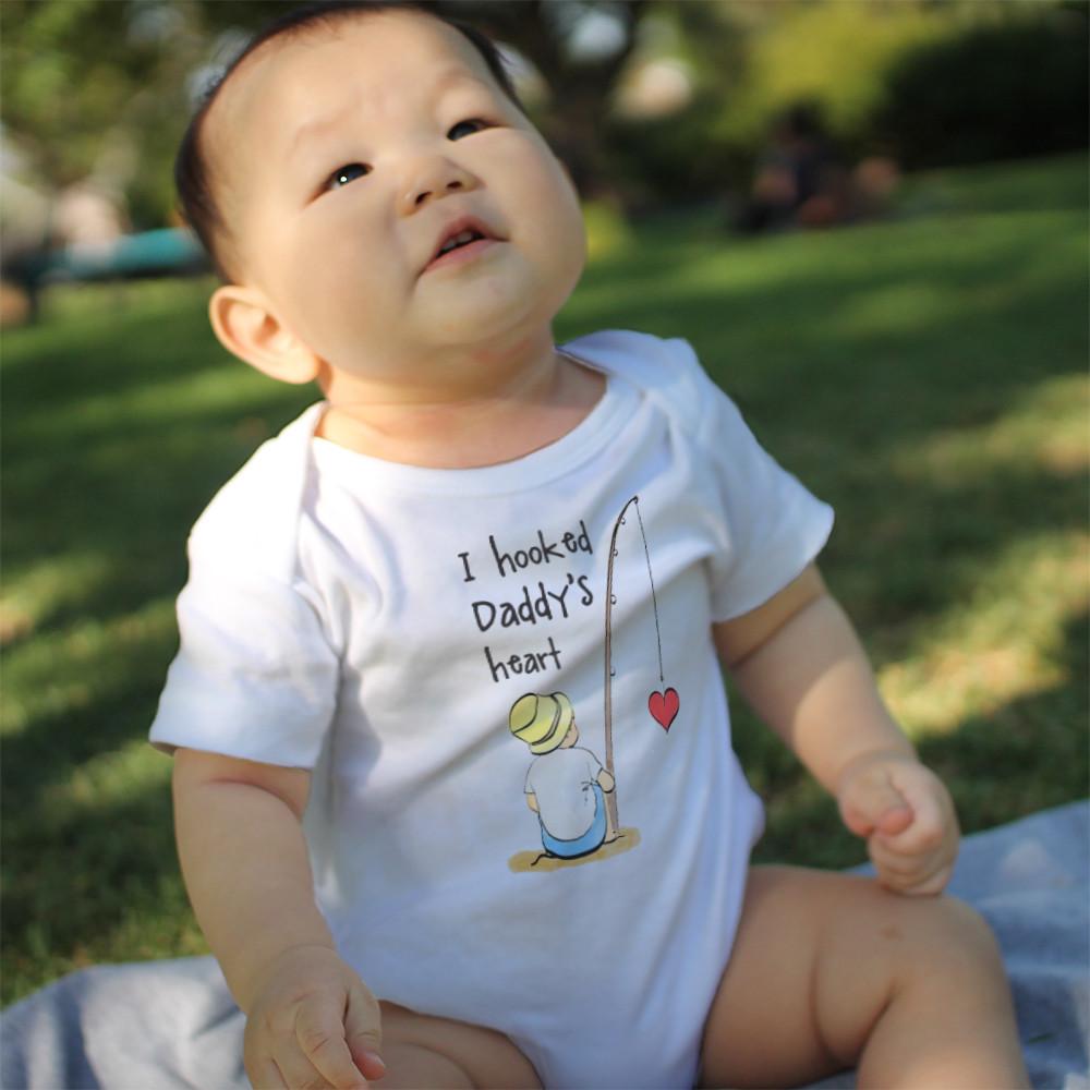I Hooked Daddy's Heart Baby Bodysuit - Cart2u.ro