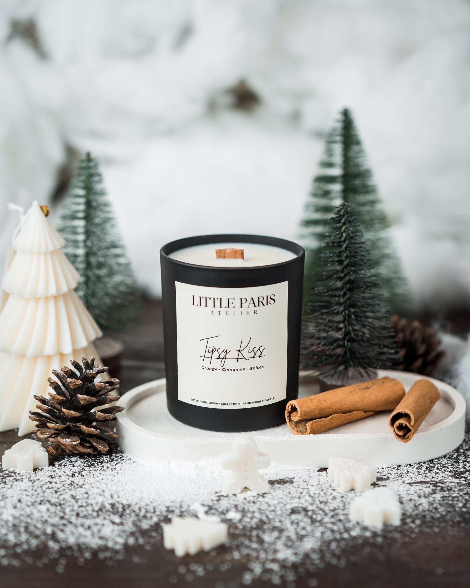 Lumânare parfumată Tipsy Kiss - Portocală • Scorțișoară • Condimente Little Paris Atelier