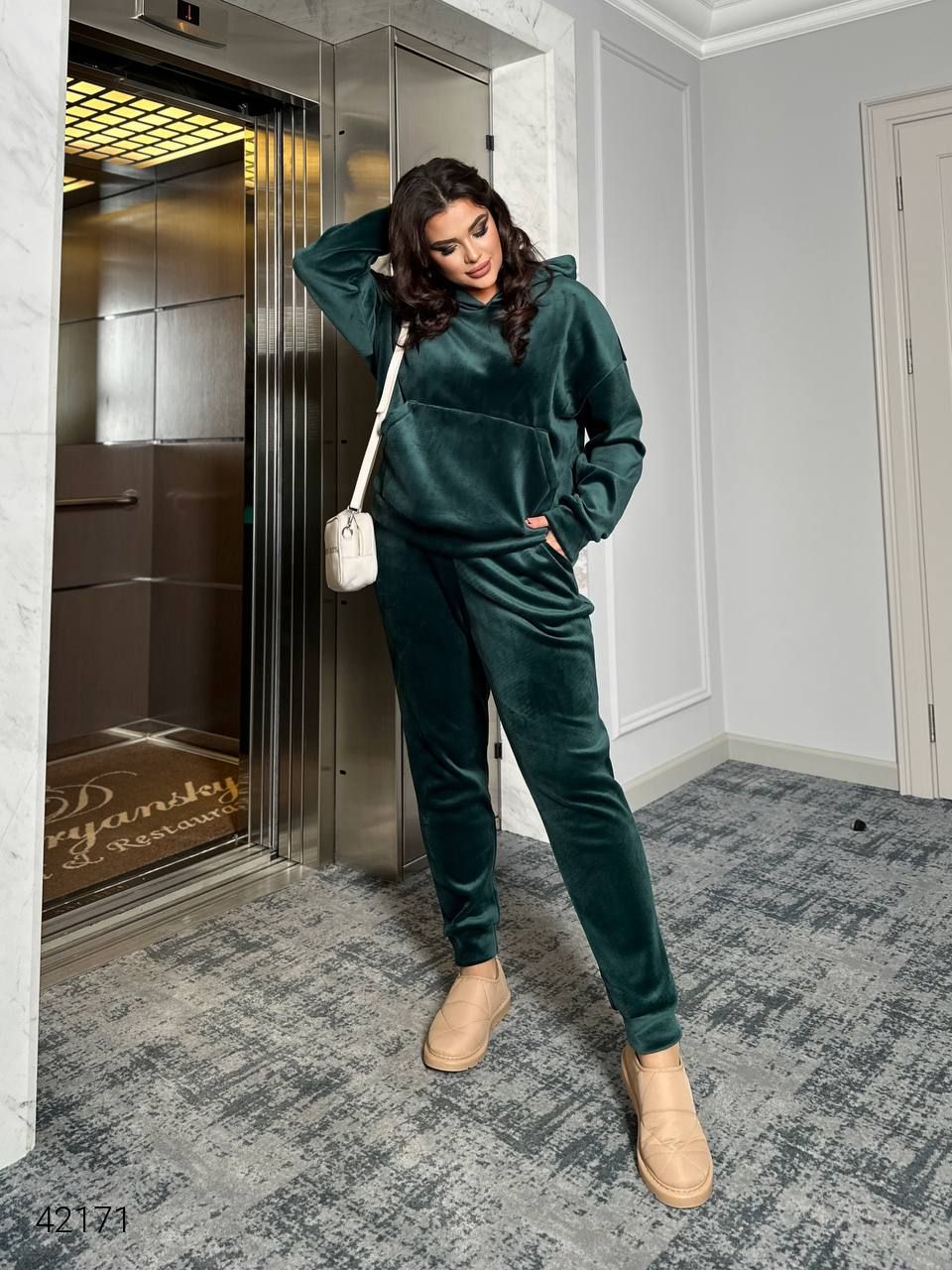 Trening dama marimi mari catifea 8072 BIGsize