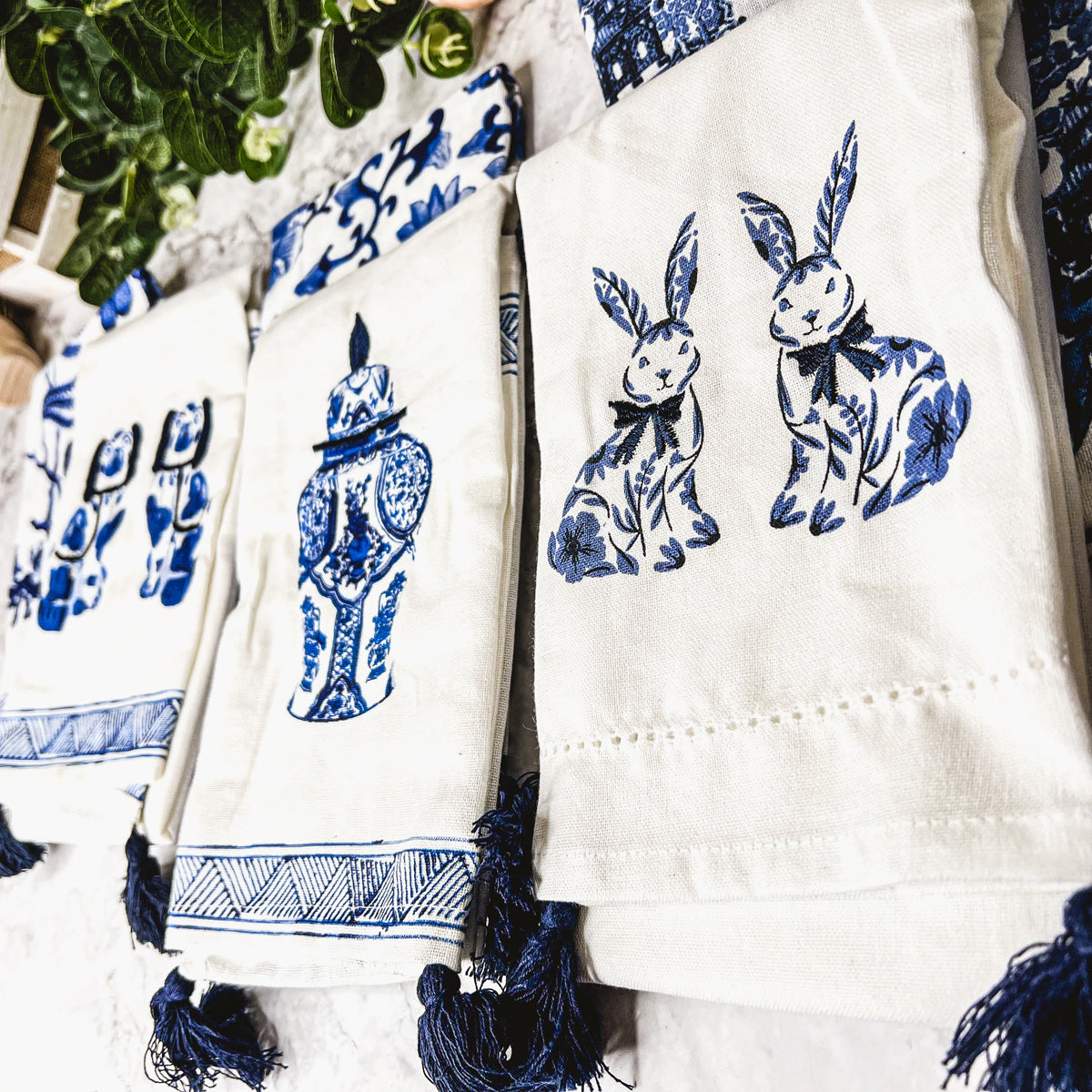 Chinoiserie Bunny - Cart2u.ro