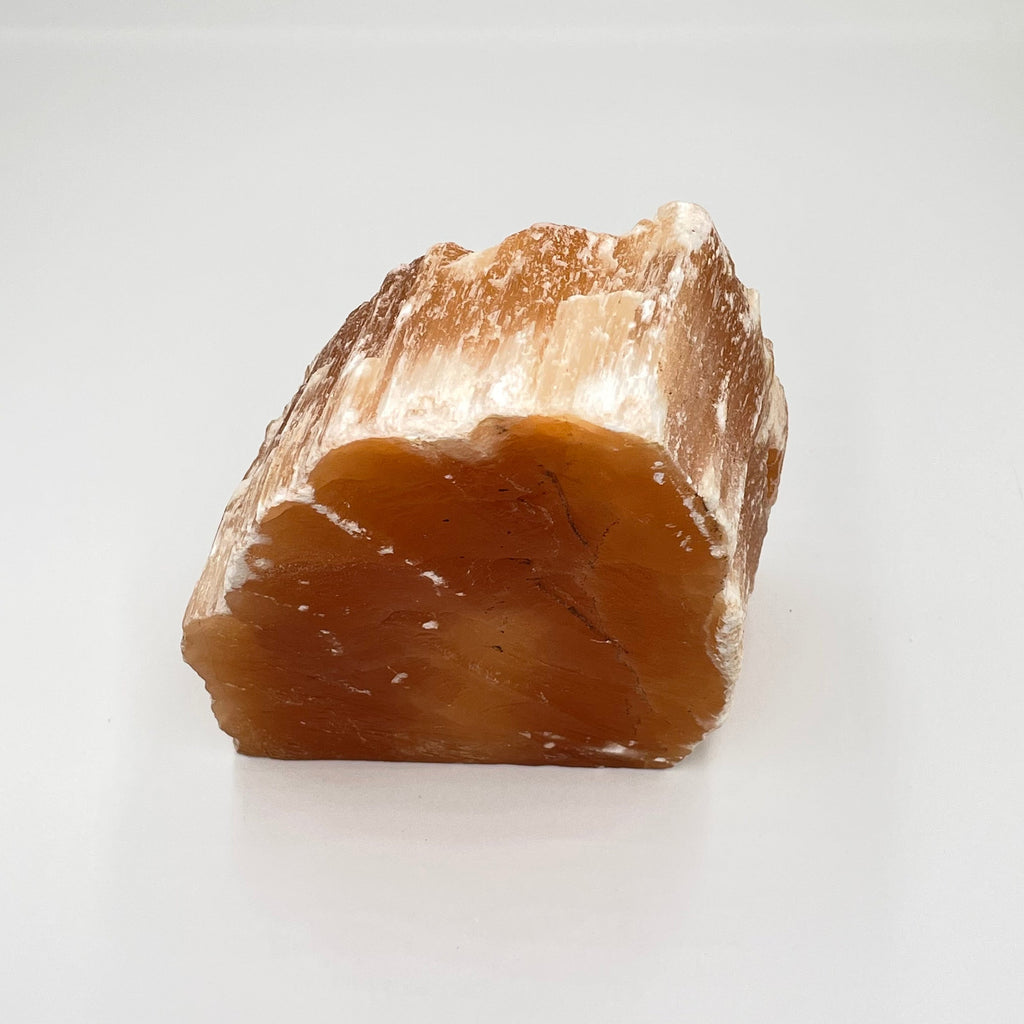 Orange Selenite Raw Lamp by CuartoAstral Prime - Cart2u.ro