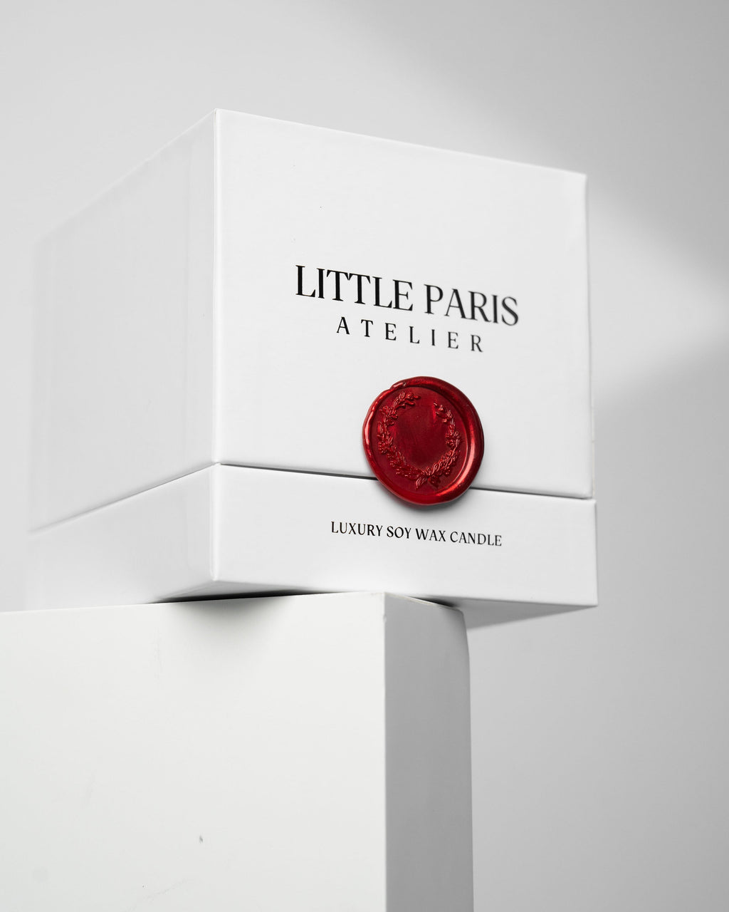 Lumânare parfumată Rendez-vous - Zmeură • Mosc • Ambră Little Paris Atelier