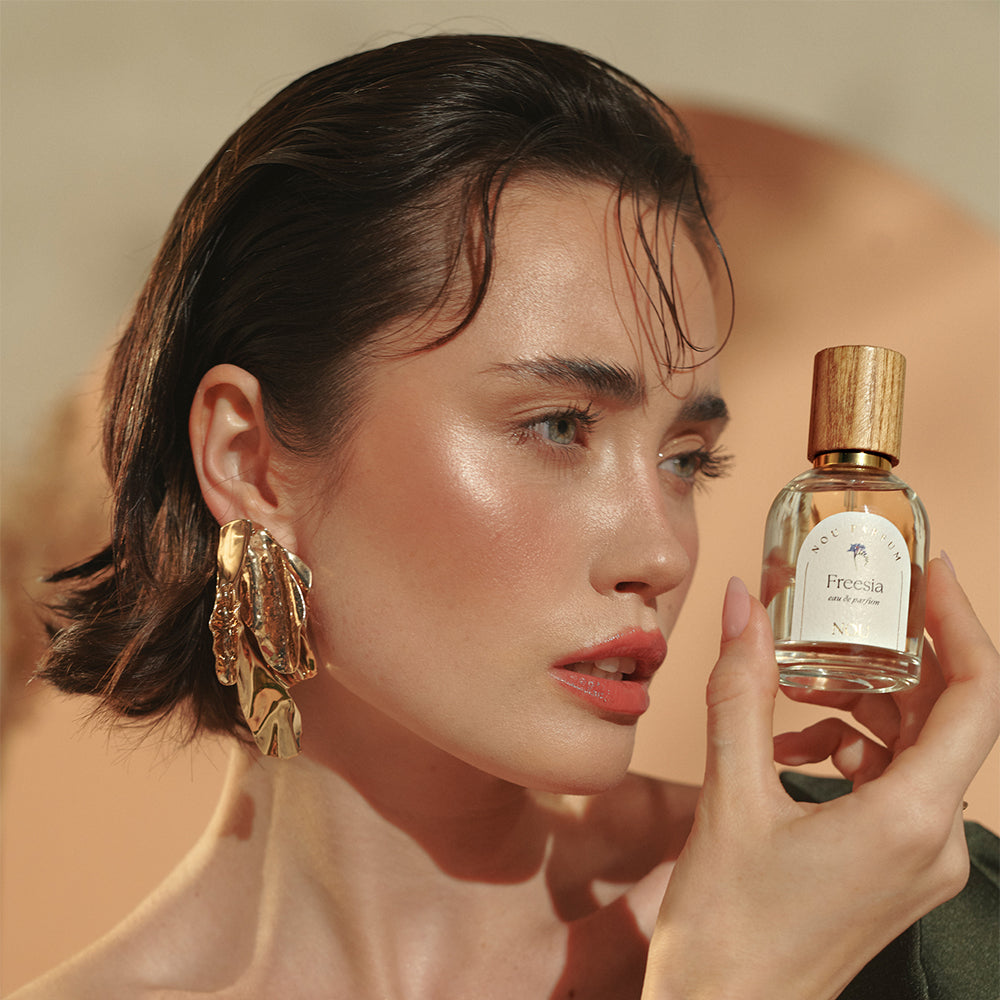 Apa de parfum, NOU Freesia, 50ml Femei parfumedu