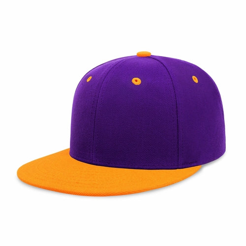 Two-Tone Edge Snapback – Acrylic Adjustable Fit & Breathable