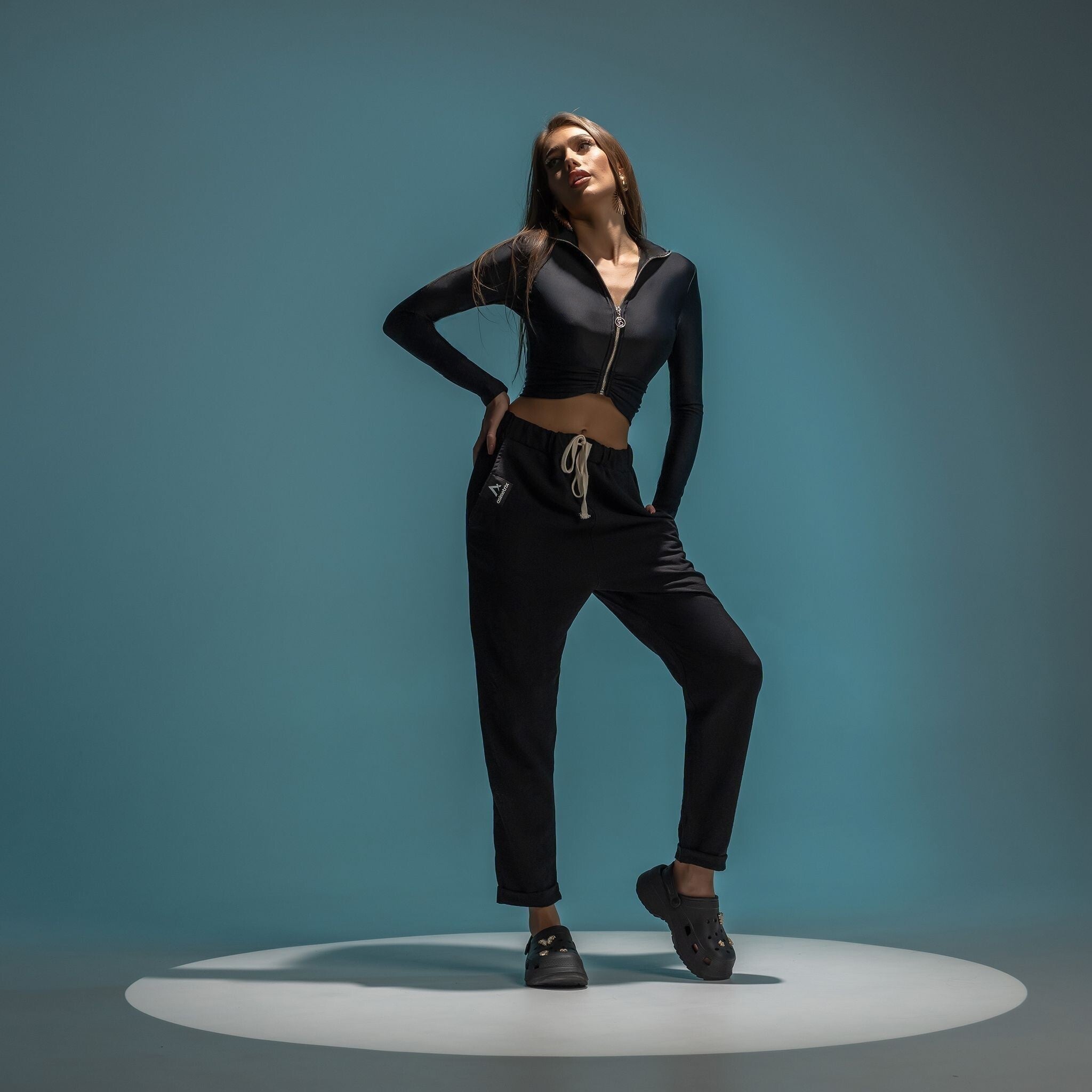 Pantaloni din in cu tur lasat boyfriend CarolinaD X Asimetrix Unisex Carolina D
