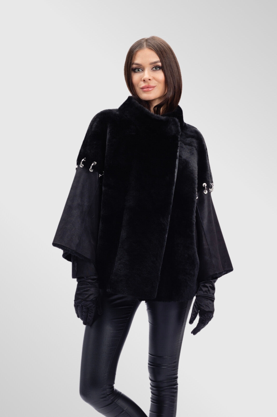 Poncho din Piele si Blană Naturală Shearling, Femei, Obsidian 299 Mareus