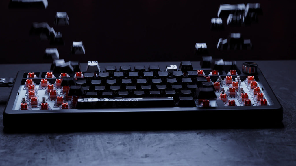 QwertyKey75 HE Momo – Tastatură Gaming Magnetică Hall Effect, Rapid Trigger, Snap Tap, Full RGB QwertyKey