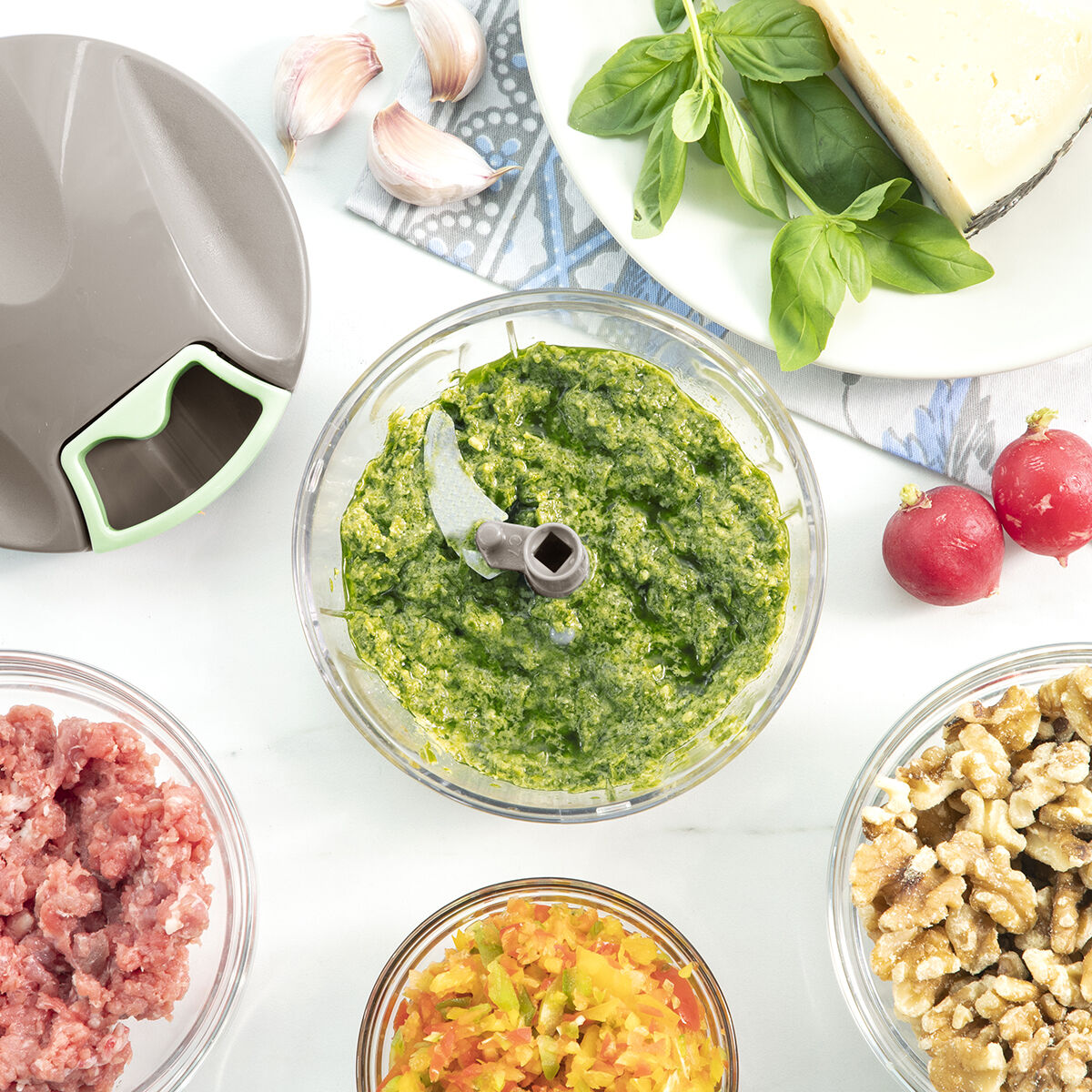Manual mini chopper with pull cord Spinop InnovaGoods - Cart2u.ro