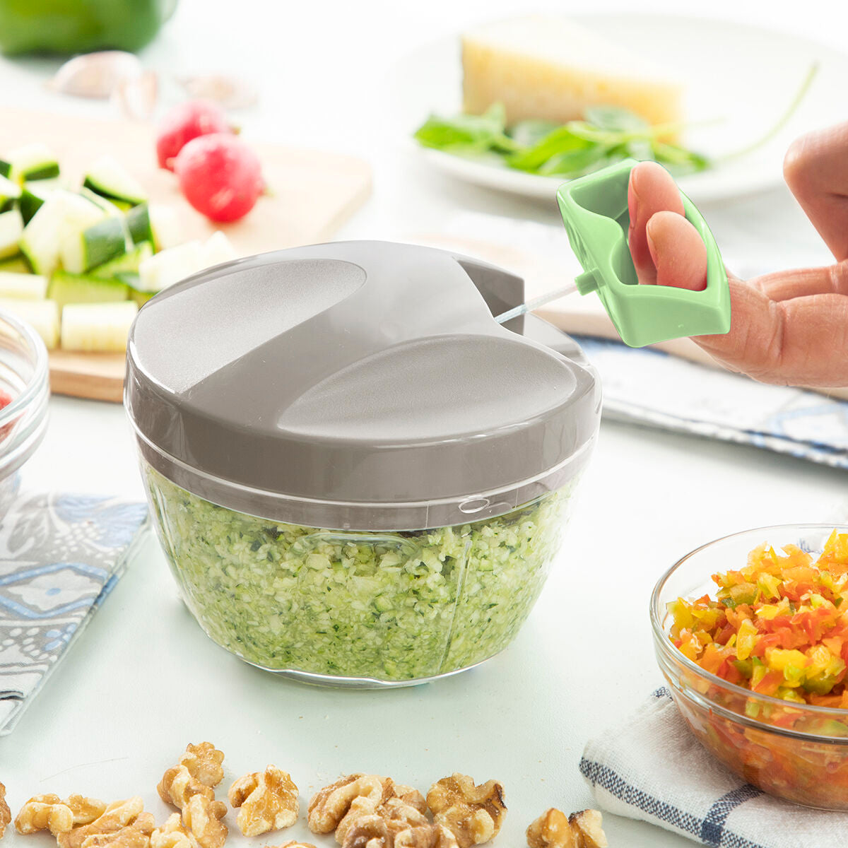 Manual mini chopper with pull cord Spinop InnovaGoods - Cart2u.ro