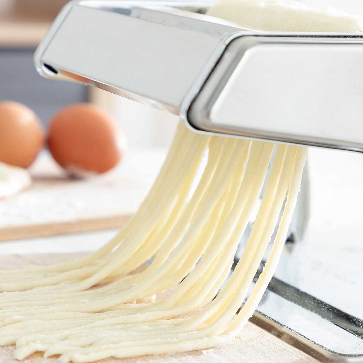 Machine for making Fresh Pasta with Recipes Frashta InnovaGoods - Cart2u.ro