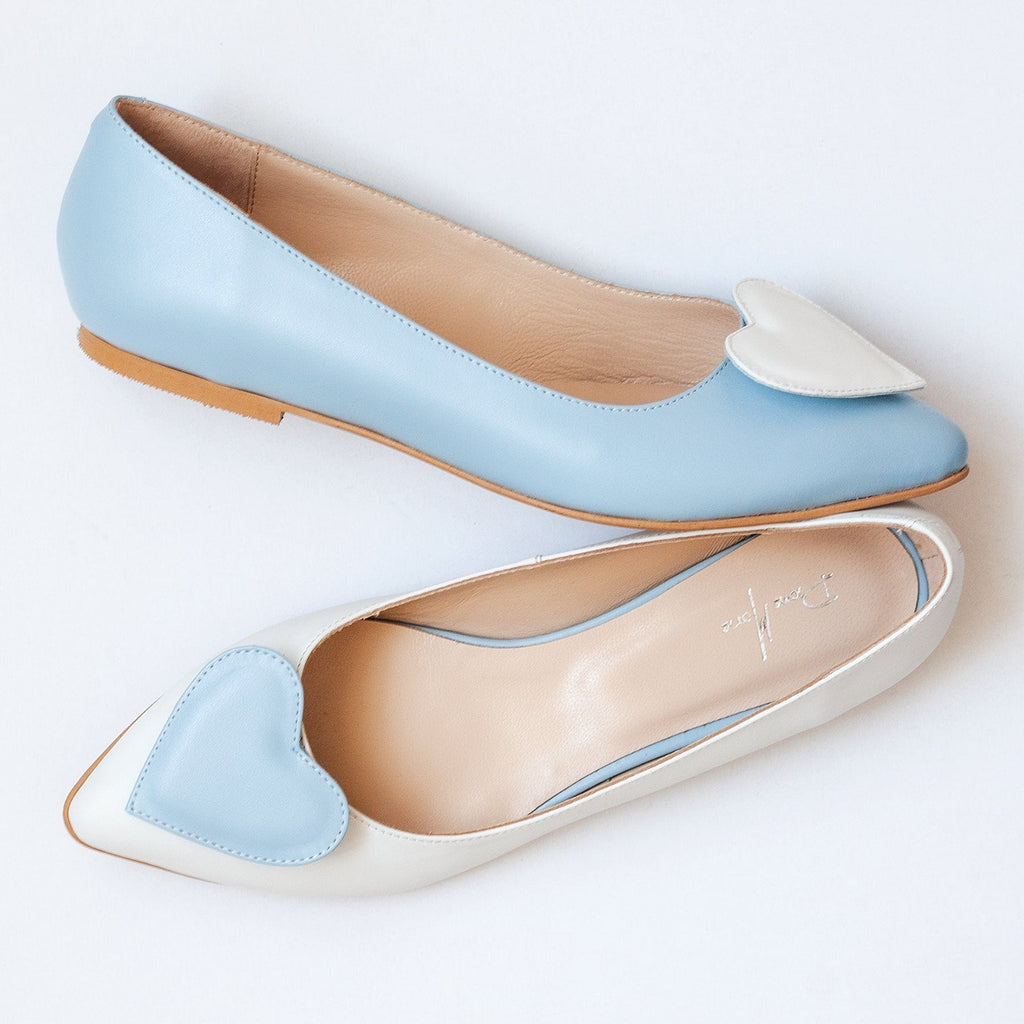 Balerini asimetrici din piele naturala bleu cu alb Megan Pantofi Diane Marie