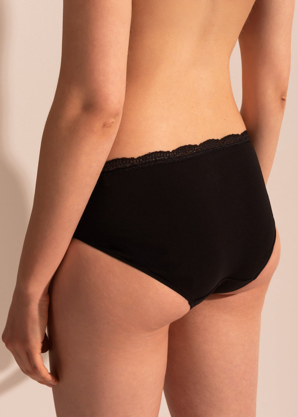 Chilot Clasic Lace-Embrace Sofiaman.ro