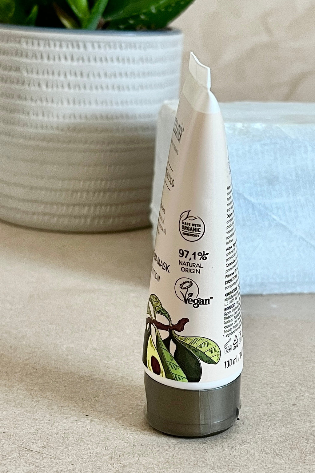 Cremă-mască de mâini cu ulei de avocado Sofiaman.ro
