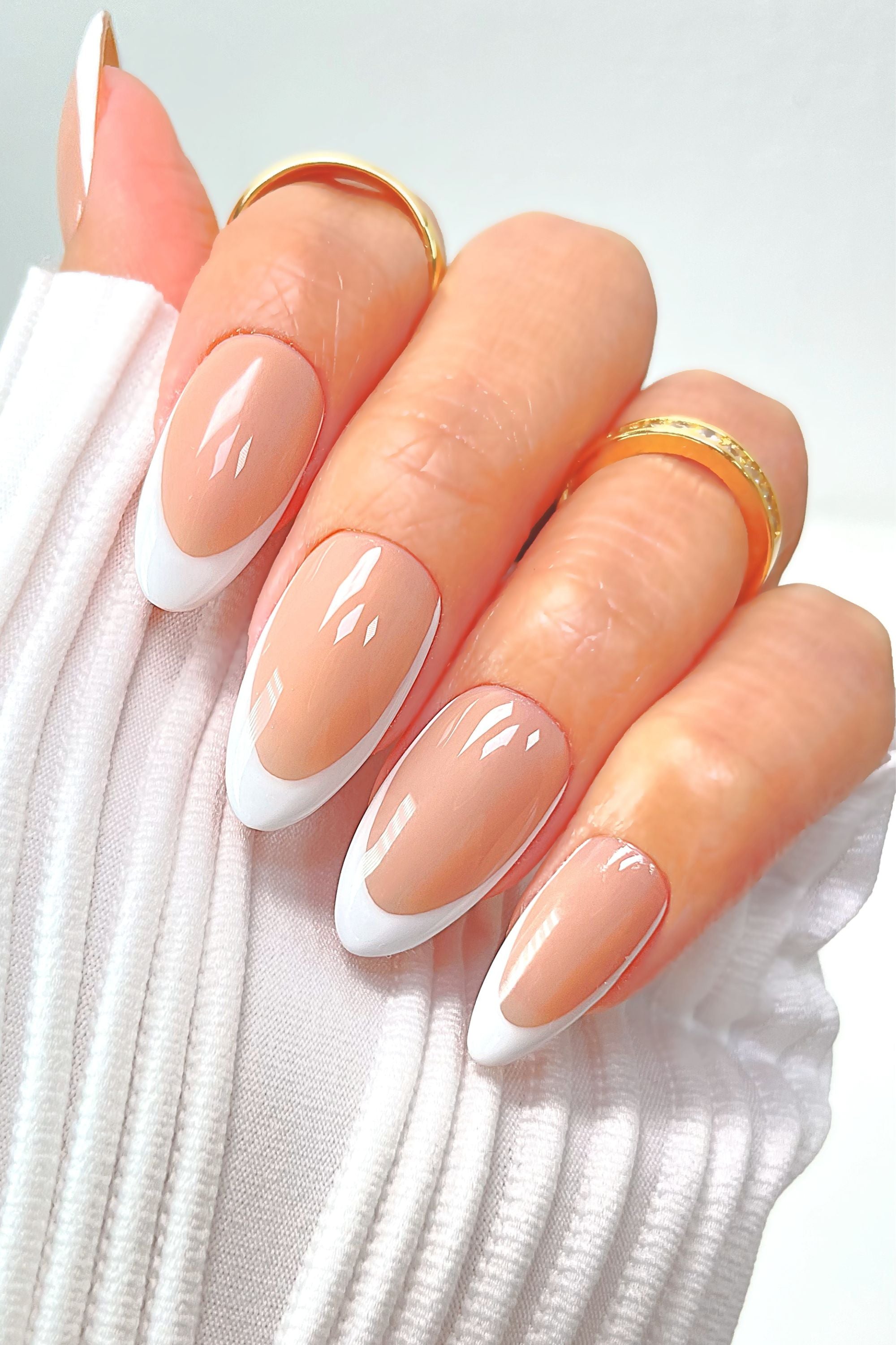 Set unghii false cu manichiură franțuzească "Classy Luxe"