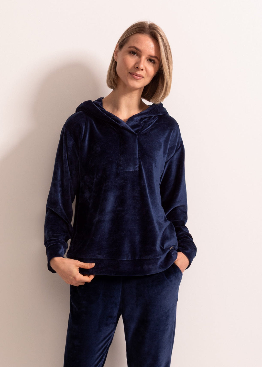 Hanorac Damă Velvet Bleumarin Sofiaman.ro