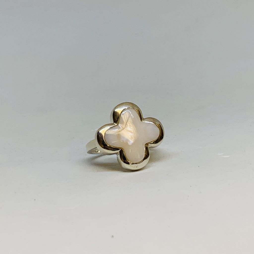 Silver Mother Of Pearl Ring (Flower) - Cart2u.ro