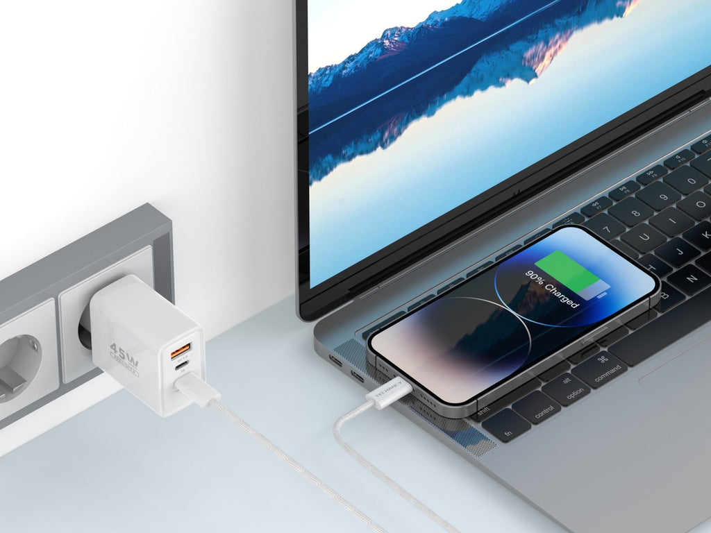Techancy Încărcător USB-A+USB-C+USB-C TA2822, 45W PD, cu Cablu USB-C