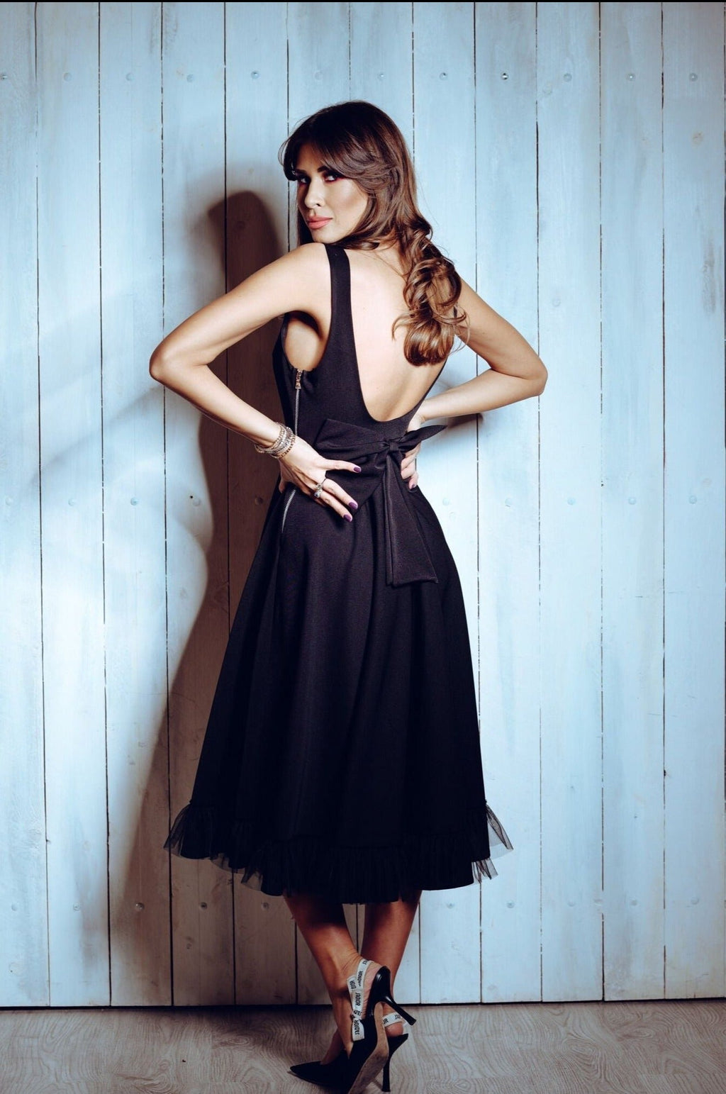 Rochie neagra cu spatele gol Estella Carolina D