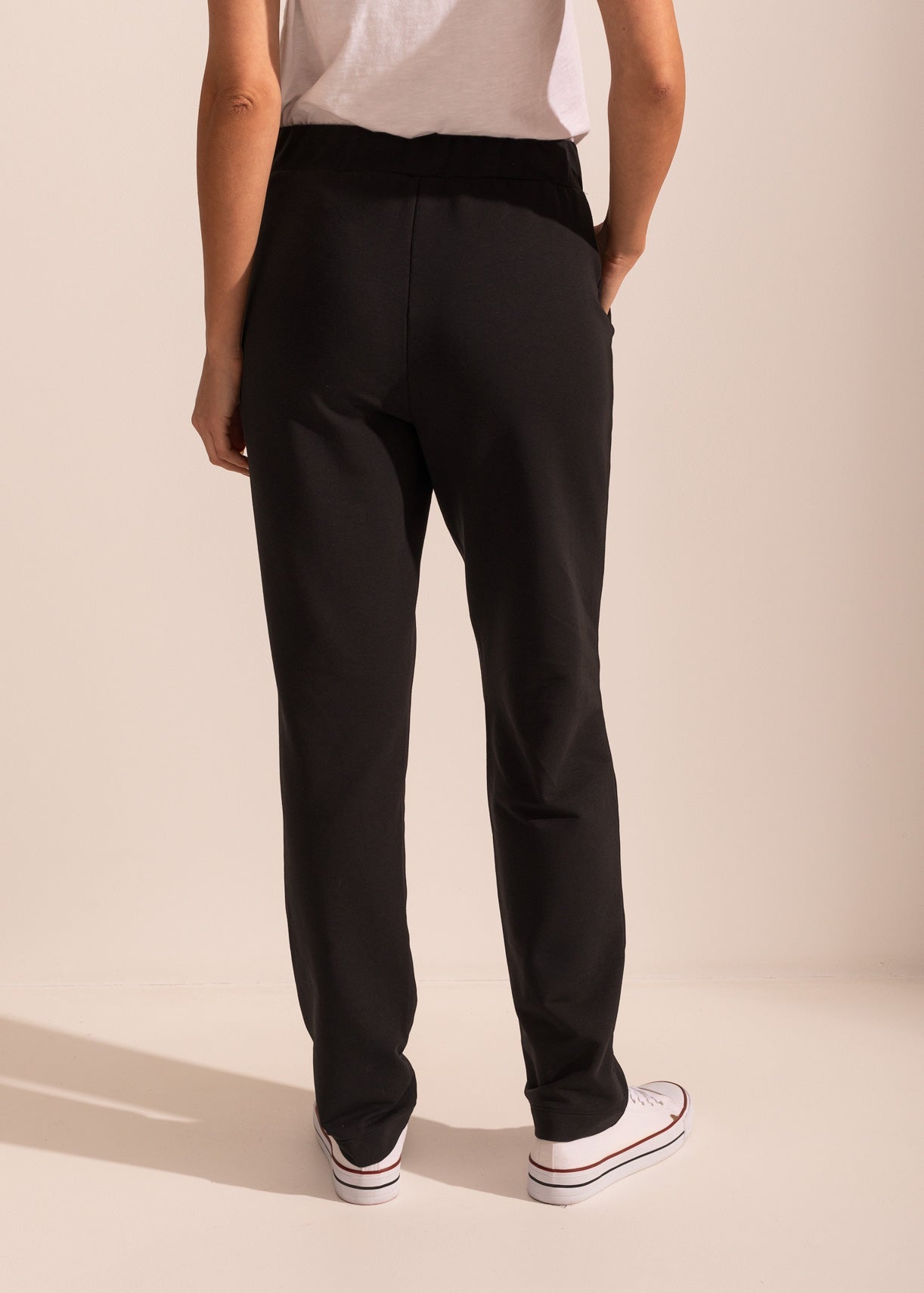 Pantaloni Damă Active Sofiaman.ro