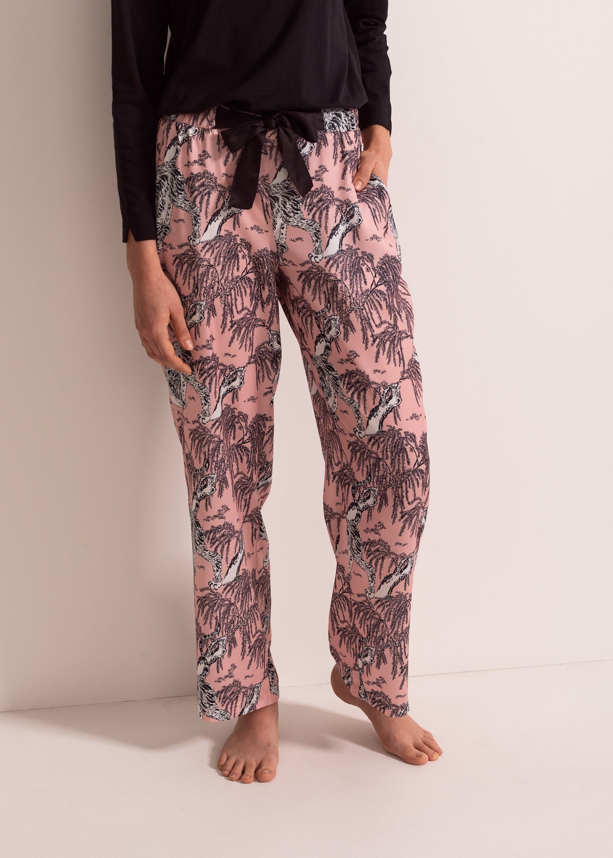Pantaloni Damă Beatrice Tora Satin Sofiaman.ro