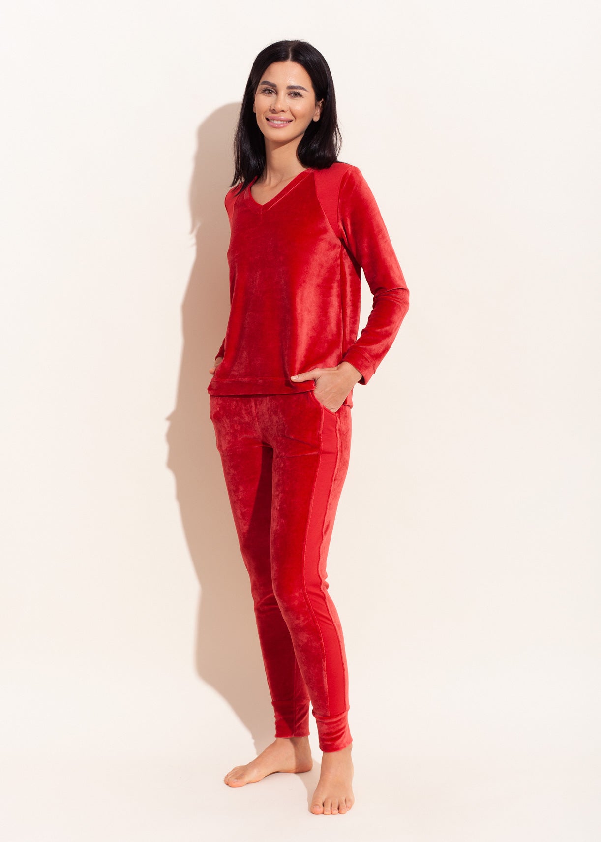 Pantaloni Damă Velvet Roșu Sofiaman.ro