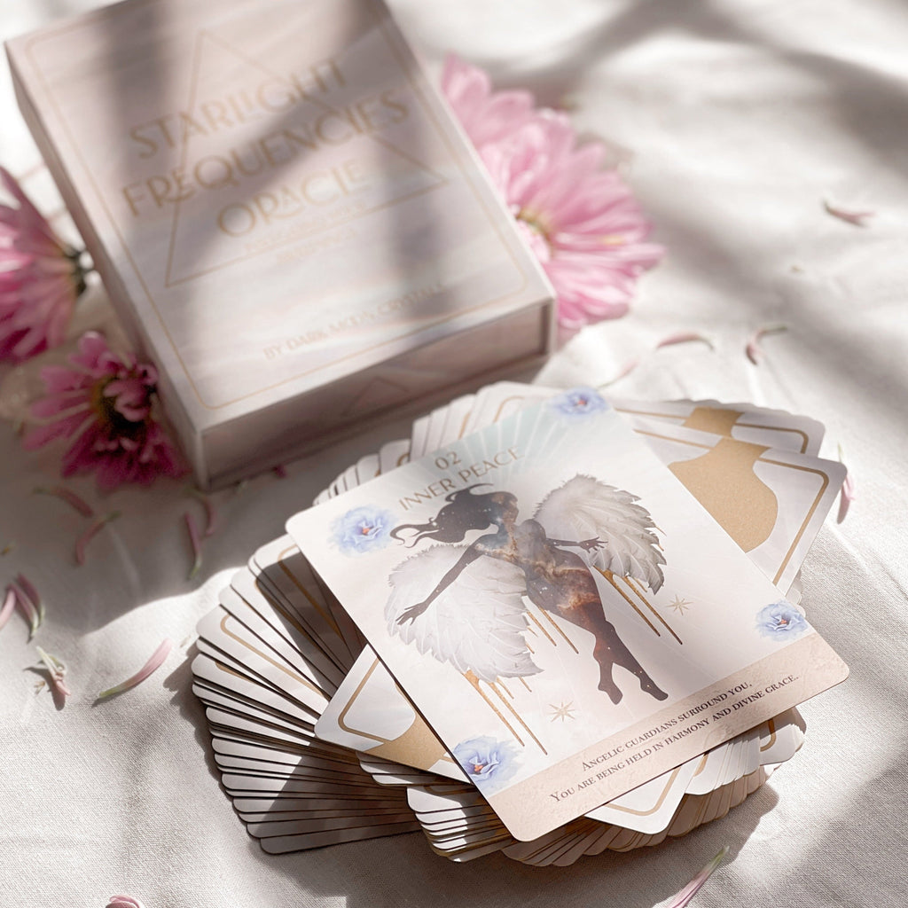 Starlight Frequencies Oracle Deck - Cart2u.ro