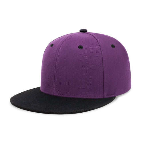 Two-Tone Edge Snapback – Acrylic Adjustable Fit & Breathable