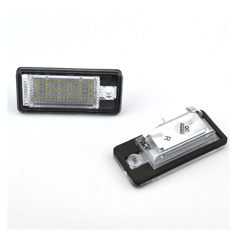 Set 2 x led numar inmatriculare A3 A4 A6 A8 Q7 RS4 Audi LEDUL.ro