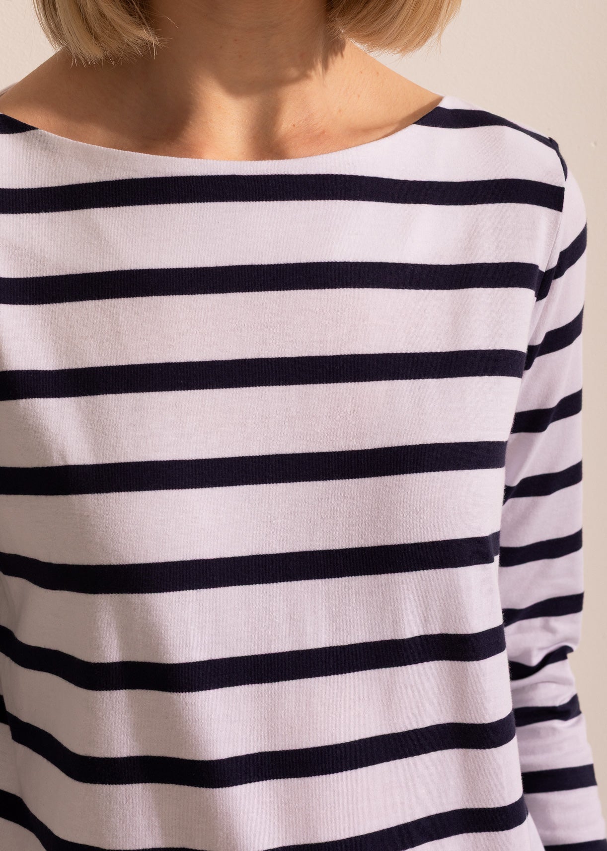 Tricou Damă Simple Stripe Sofiaman.ro