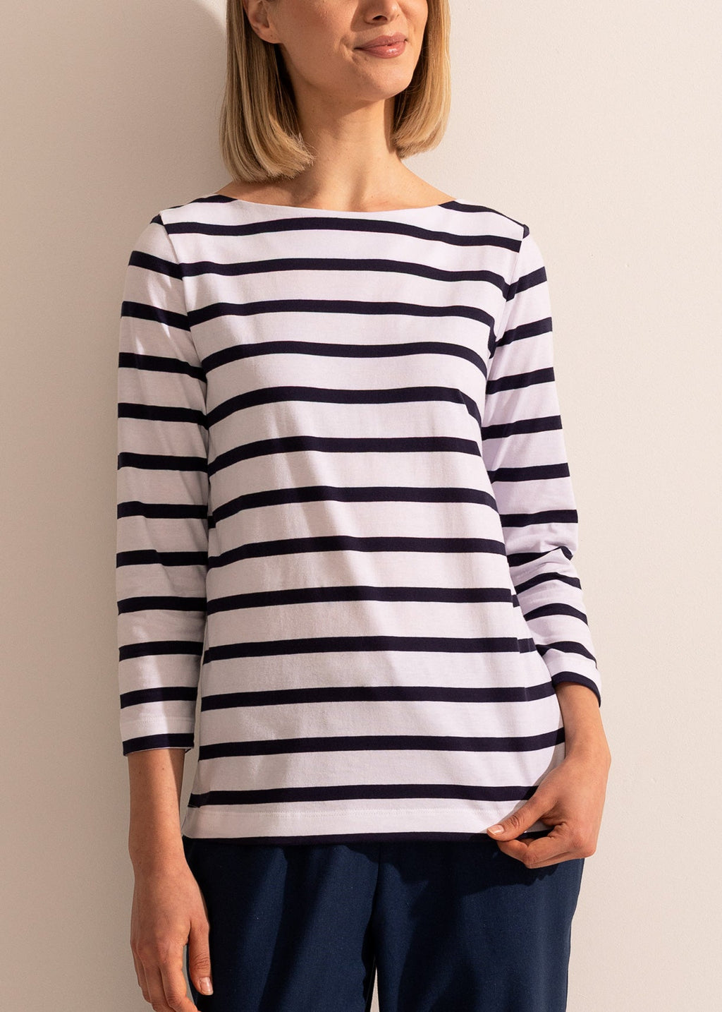 Tricou Damă Simple Stripe Sofiaman.ro