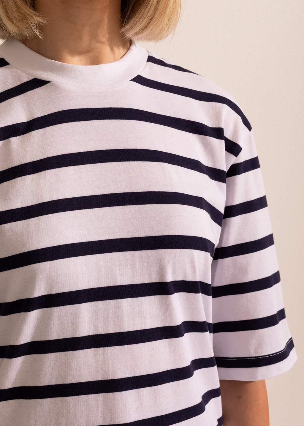 Tricou Damă Simple Stripe Sofiaman.ro